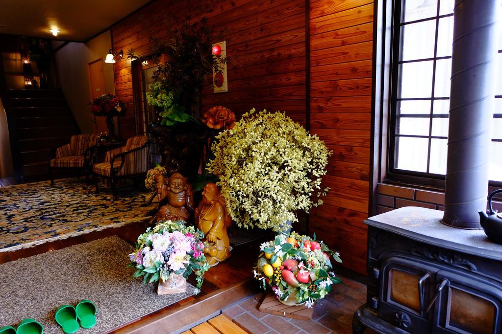 Hotel Kikuya Yamanakako Esterno foto