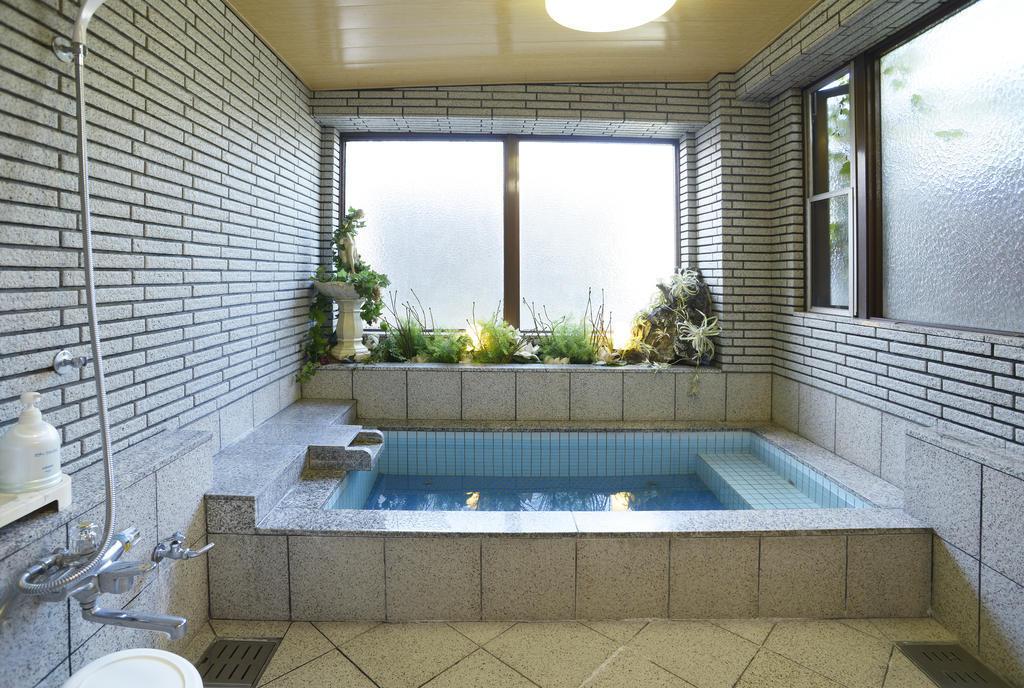 Hotel Kikuya Yamanakako Esterno foto