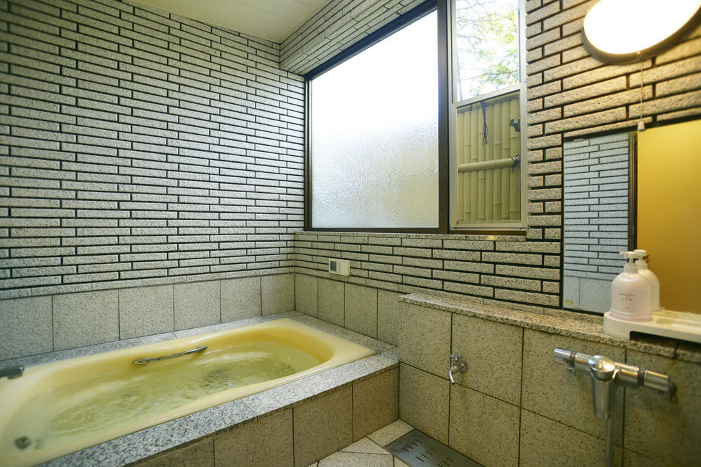 Hotel Kikuya Yamanakako Esterno foto